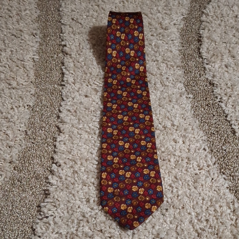 Brooks Brothers Burgundy Floral Tie All Silk Made In USA